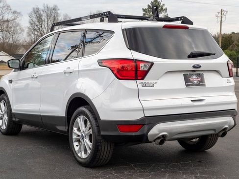 Used 2019 Ford Escape SE image 33