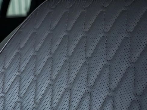 Used 2024 BMW X6 M60i image 30