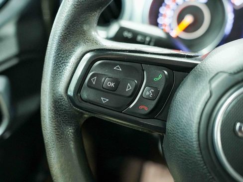 Used 2020 Jeep Gladiator Sport w/ Trailer Tow Package image 22