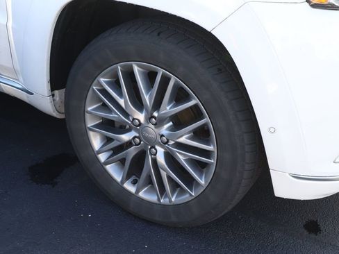 Used 2018 Jeep Grand Cherokee Summit w/ Platinum Series Group AWD/4WD image 7