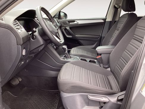 Used 2022 Volkswagen Tiguan S w/ Driver Assistance Package FWD image 22