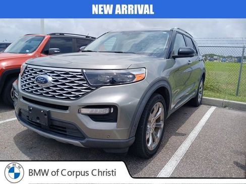 Used 2020 Ford Explorer Platinum w/ Premium Technology Package AWD/4WD image 4