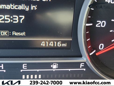 Certified 2022 Kia Sorento SX AWD/4WD image 30
