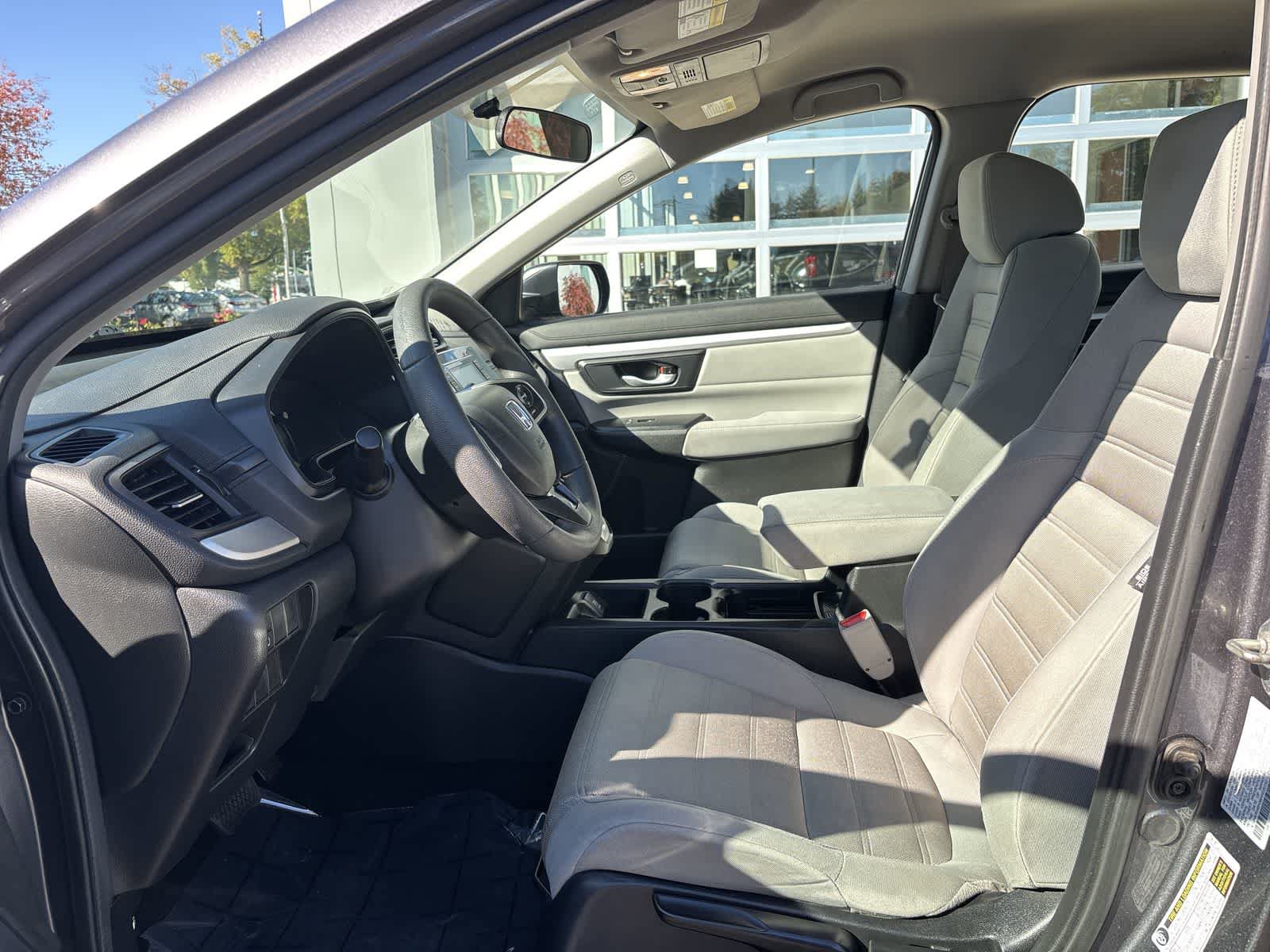 Used 2017 Honda CR-V LX image 9