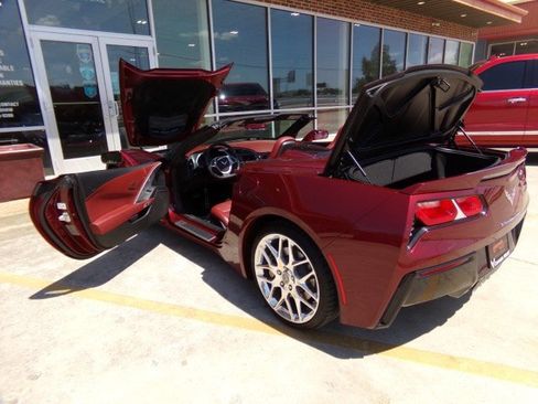Used 2016 Chevrolet Corvette Stingray Convertible w/ 3LT Preferred Equipment Group RWD image 14