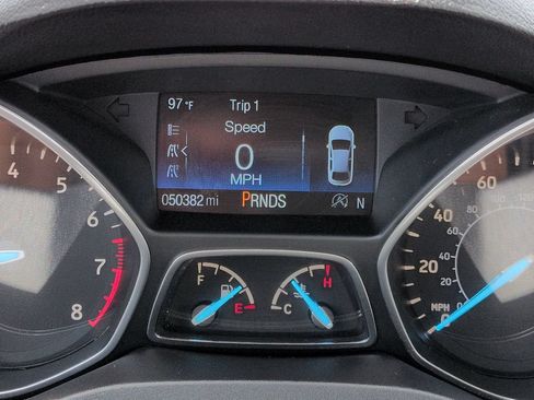 Used 2019 Ford Escape SE FWD image 28