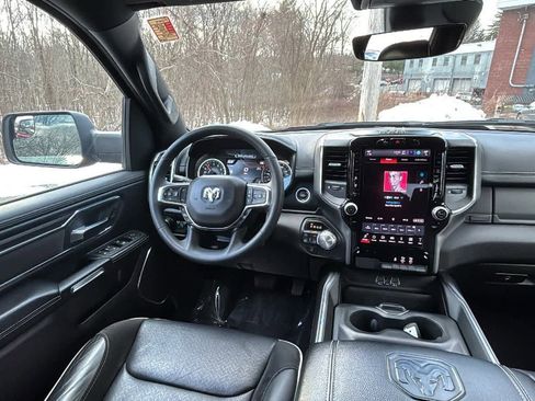 Used 2025 RAM 1500 Laramie image 27