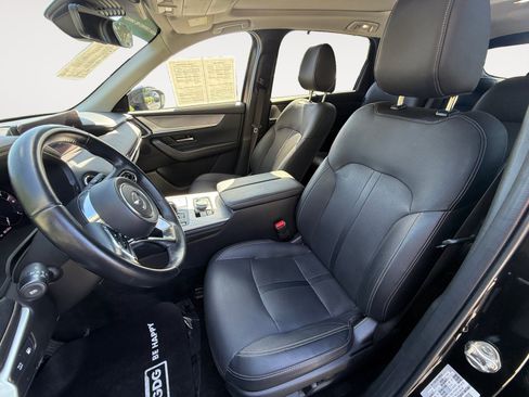 Certified 2024 MAZDA CX-90 Plug-In Hybrid w/ Premium Pkg AWD/4WD image 10