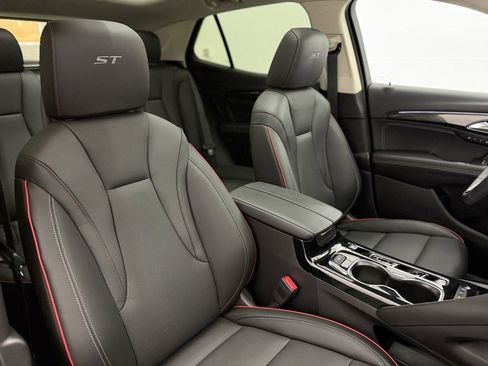 Used 2023 Buick Envision Essence w/ Sport Touring Package image 38