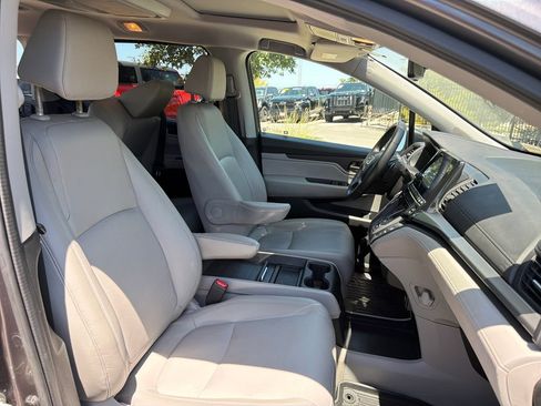 Used 2018 Honda Odyssey EX-L image 35
