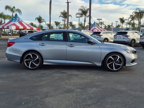 Used 2022 Honda Accord Sport image 4