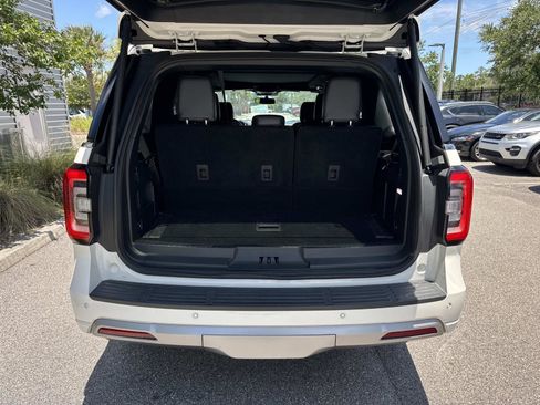 Used 2023 Ford Expedition Platinum AWD/4WD image 11