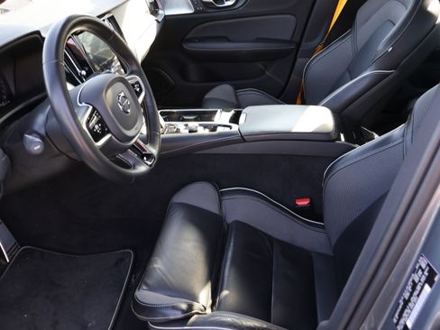 Used 2020 Volvo S60 T8 Polestar image 36