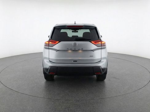 Used 2025 Nissan Rogue SV FWD image 7