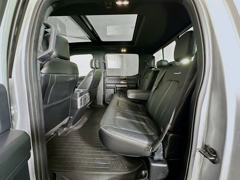 Used 2016 Ford F150 Platinum w/ Equipment Group 701A Luxury image 28