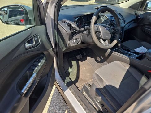 Used 2017 Ford Escape SE AWD/4WD image 7