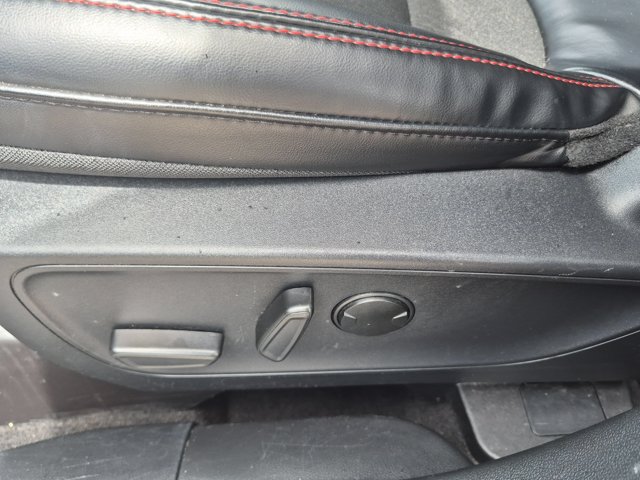 Used 2025 Ford Escape ST-Line FWD image 14