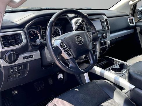 Used 2017 Nissan Titan PRO-4X AWD/4WD image 15