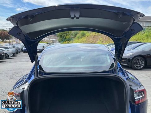 Used 2022 Tesla Model 3 Long Range AWD/4WD image 10