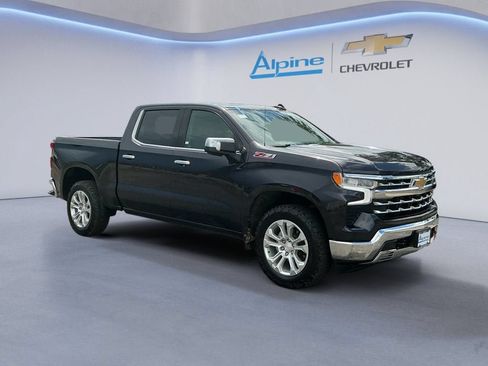 Used 2023 Chevrolet Silverado 1500 LTZ w/ LTZ Premium Package AWD/4WD image 7