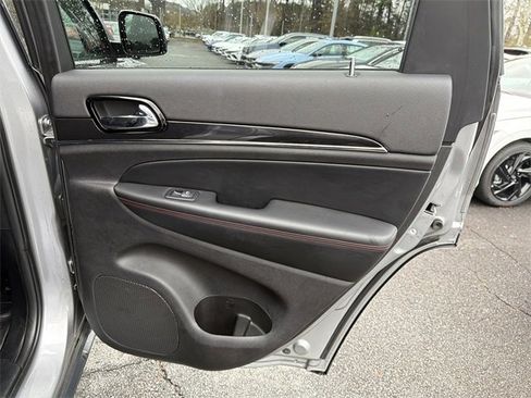 Used 2020 Jeep Grand Cherokee Trailhawk w/ Trailhawk Luxury Group image 16