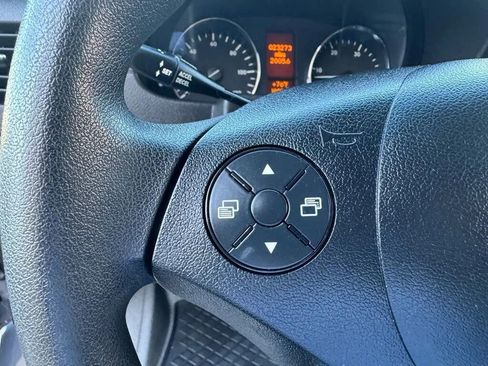 Used 2017 Mercedes-Benz Sprinter 2500 image 37