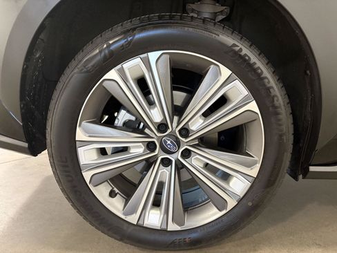 Used 2025 Subaru Solterra AWD/4WD image 40