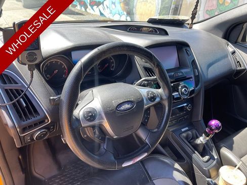 Used 2013 Ford Focus ST FWD image 8