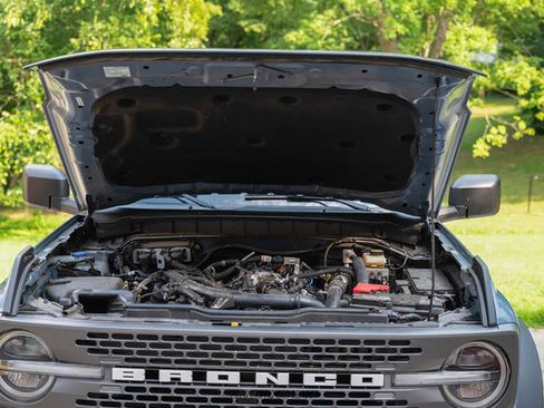 Used 2023 Ford Bronco Badlands w/ Sasquatch Package AWD/4WD image 22