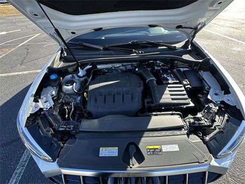 Used 2024 Audi Q3 2.0T Premium image 17