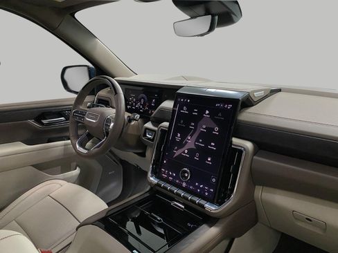Certified 2026 GMC Yukon Denali w/ Denali Reserve Package AWD/4WD image 21