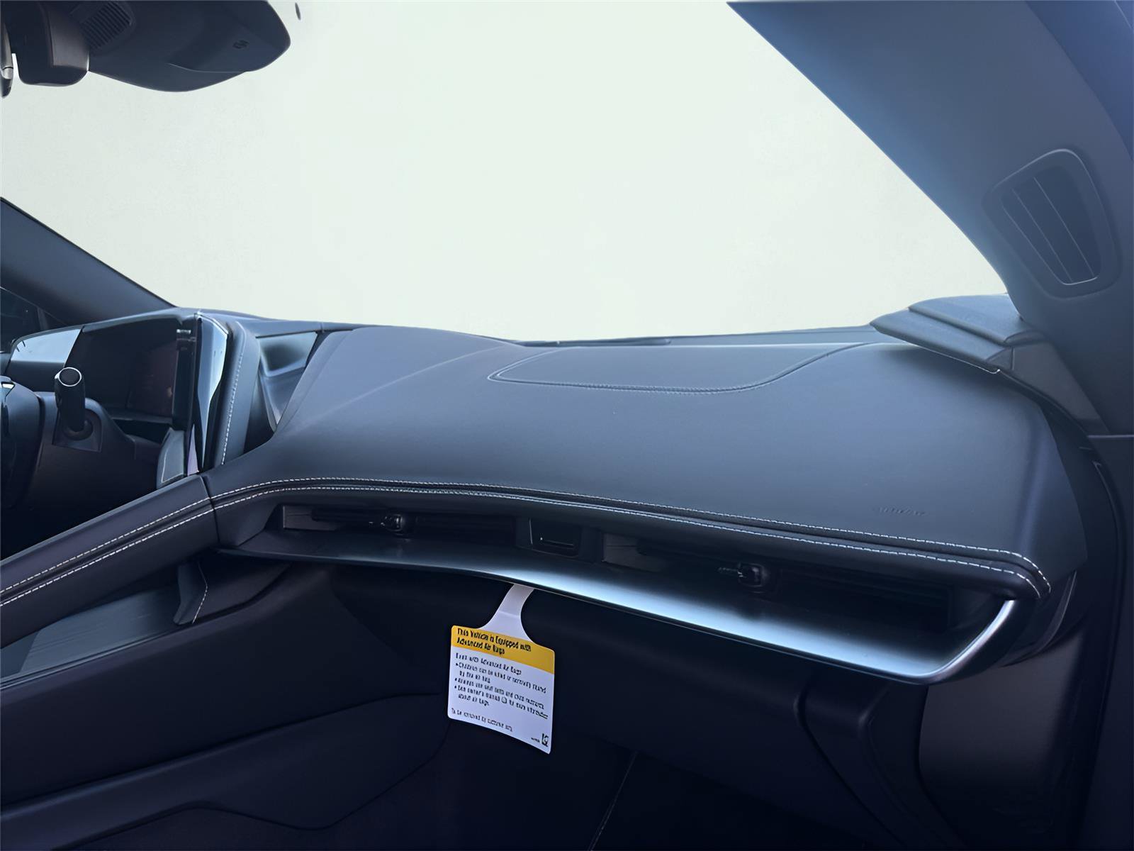 New 2026 Chevrolet Corvette Stingray Preferred Cpe w/ Z51 Performance Package RWD image 17