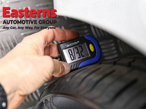 Used 2023 Tesla Model 3 Standard Range image 21