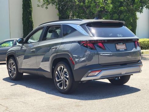 New 2026 Hyundai Tucson SEL Plus FWD image 3