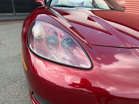 Used 2007 Chevrolet Corvette Convertible w/ Preferred Equipment Group image 19