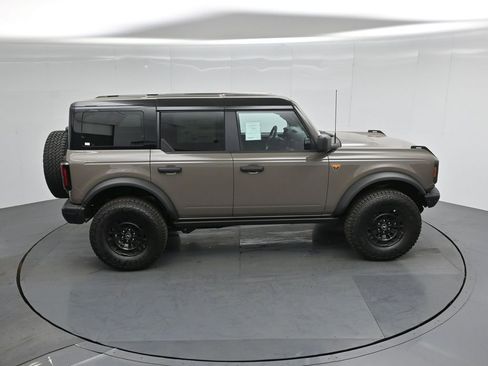 New 2026 Ford Bronco Badlands image 35