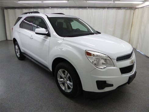 Used 2015 Chevrolet Equinox LT w/ Driver Convenience Package FWD image 1