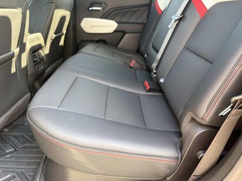 Used 2024 GMC Canyon AT4X AWD/4WD image 17