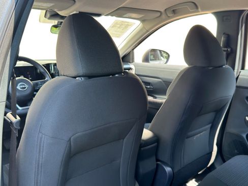 Used 2025 Nissan Kicks S FWD image 26