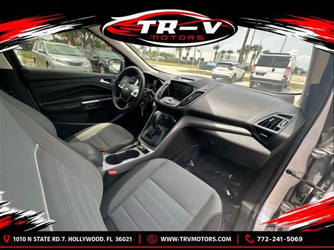 Used 2014 Ford Escape SE w/ Equipment Group 201A FWD image 15