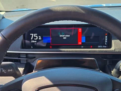 Used 2024 Ford Mustang Mach-E Select image 32