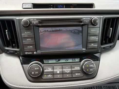 Used 2015 Toyota RAV4 XLE AWD/4WD image 16