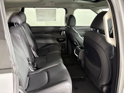 New 2026 Kia Carnival SX Prestige FWD image 47