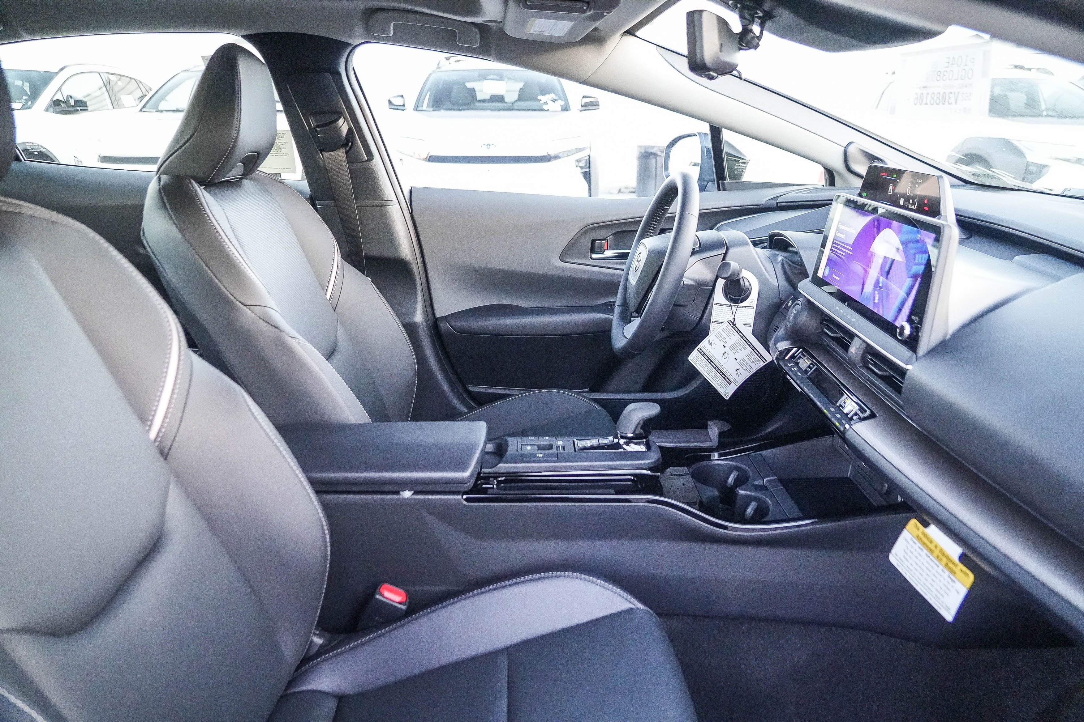New 2027 Toyota Prius Limited w/ Limited Premium Package FWD image 20