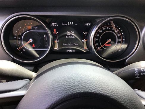 Used 2023 Jeep Wrangler Unlimited Sport AWD/4WD image 7