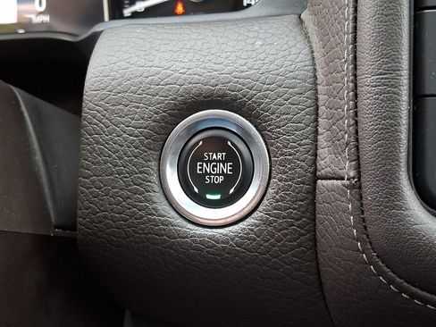 Used 2021 GMC Yukon Denali w/ Denali Ultimate Package image 25