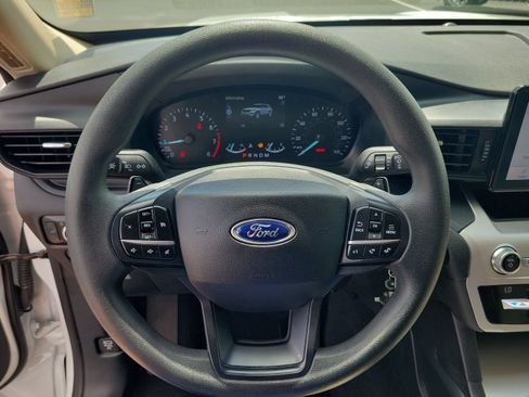 Certified 2020 Ford Explorer 2WD image 19