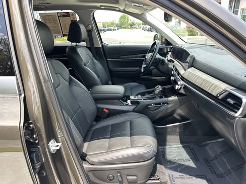 Used 2023 Kia Telluride SX AWD/4WD image 34