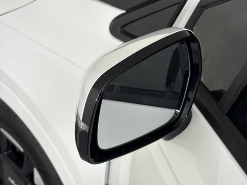 New 2026 Kia Carnival EX FWD image 13