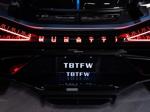 Used 2025 Bugatti Mistral image 32